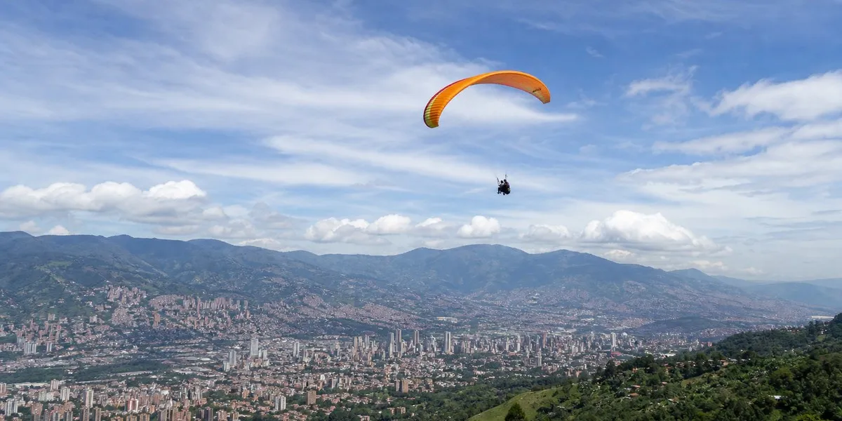 Former IDF serviceman dies in paragliding flight in Colombia — Jerusalem Post