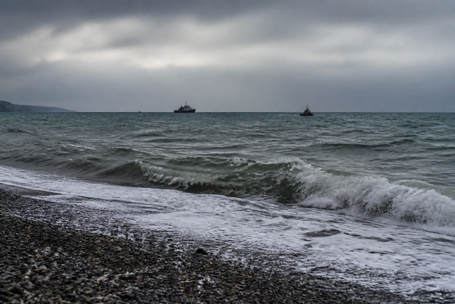 Francja skrytykowała plan partii Reform UK dotyczący migrantów w kanale La Manche