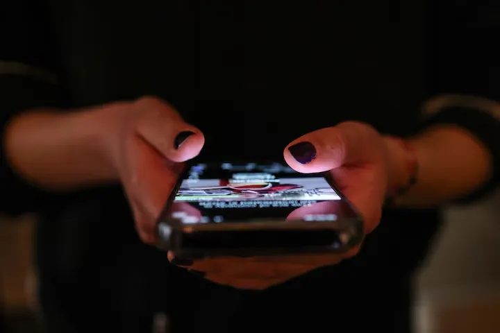 Греція хоче закрити соцмережі для дітей до 15 років