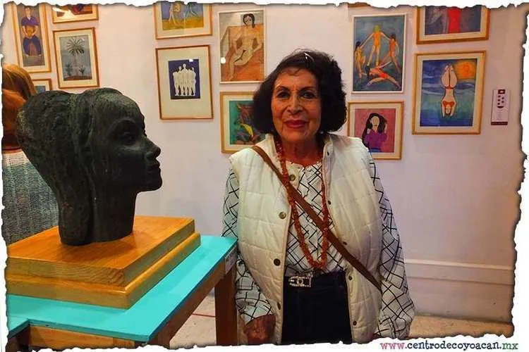 Mexico's first professional female sculptor has died