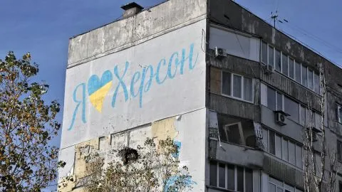 Russian troops shelled Kherson: three people were injured