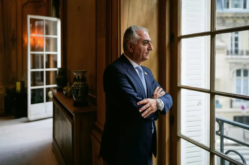 Реза Пахлаві та нова хвиля протестів в Ірані, що стоїть за гаслами про короля