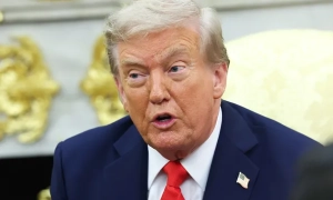 Російський депутат запропонував скинути ядерну бомбу на макет Пентагону та Біг-Бена