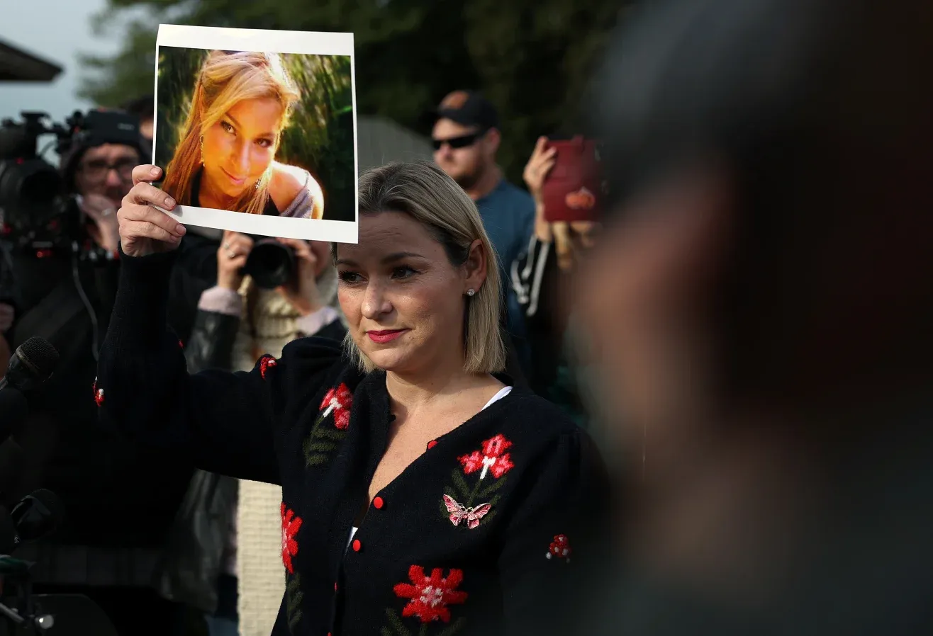 Після оприлюднення архівів Епштейна, його жертви знову відчувають себе зрадженими