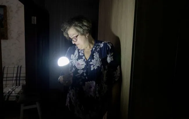 Russia struck an energy facility in Chernihiv, leaving more than 10,000 customers without power