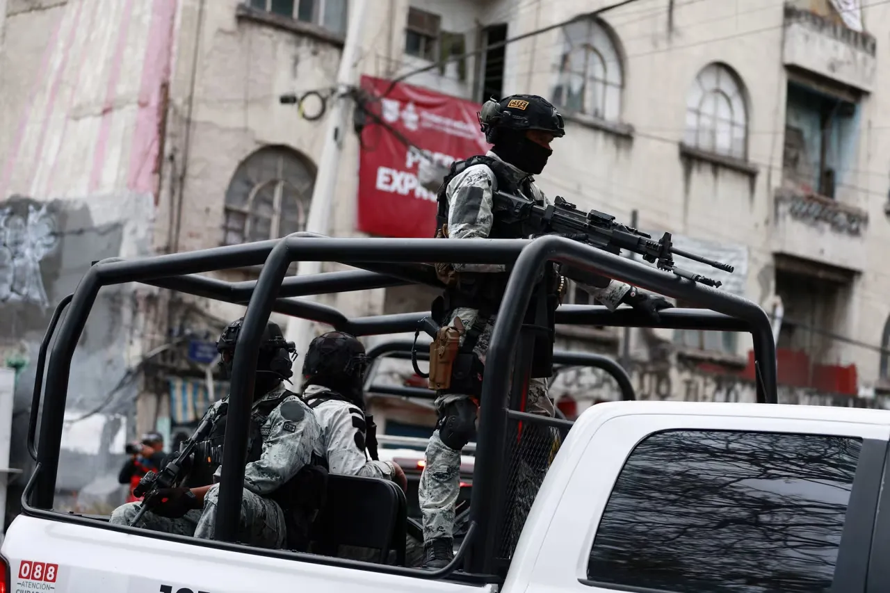 Операція проти найбільшого наркобарону «Ель Менчо», загинуло вісім людей