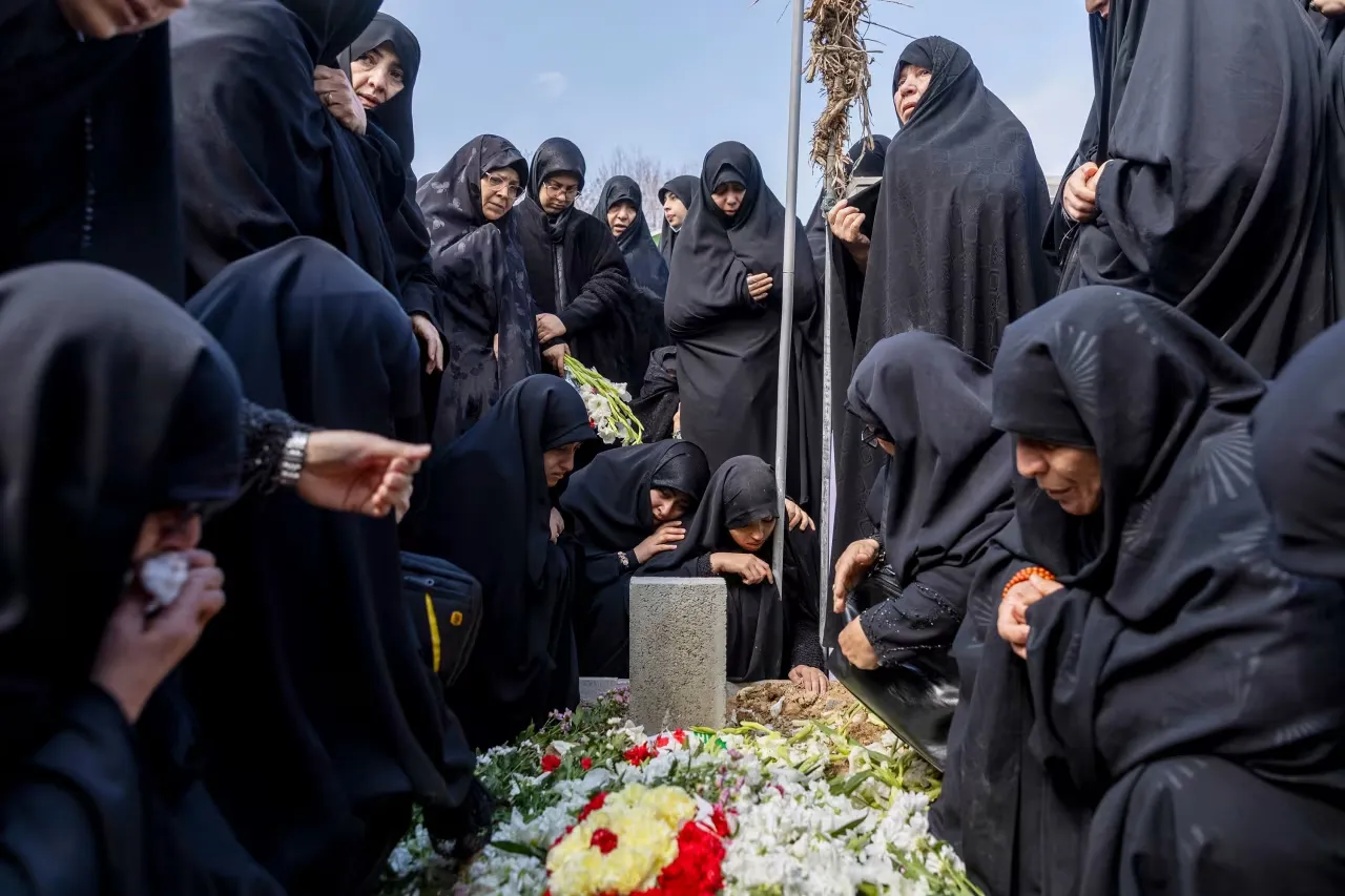 Сотні та тисячі жертв у Близькому Сході за місяць війни