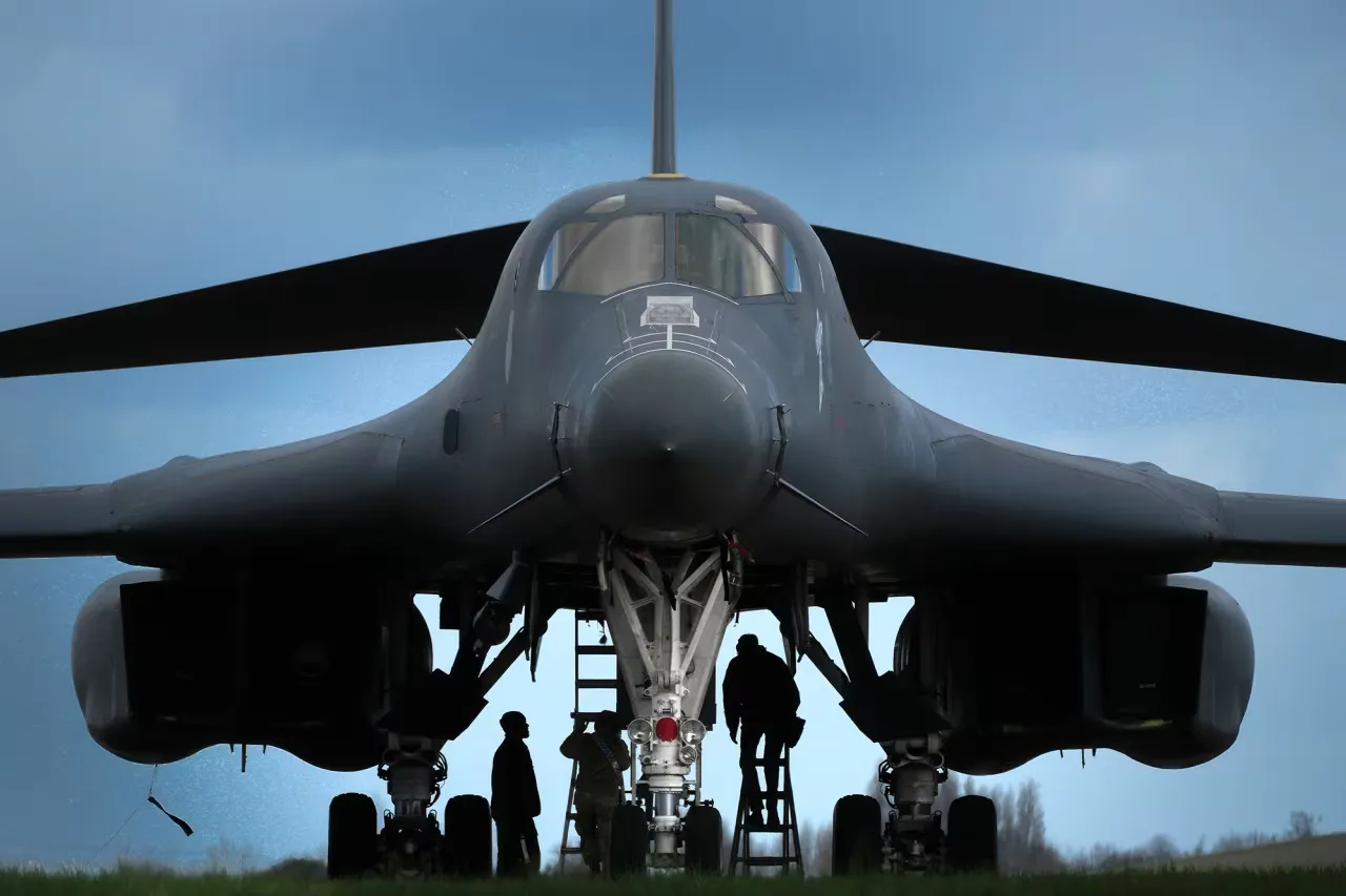 Іран погрожує Великій Британії через надання баз американським військовим