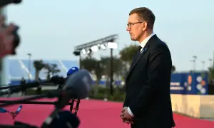 Іран евакуював ядерні об'єкти до ударів США та не припинить збагачувати уран  Reuters,