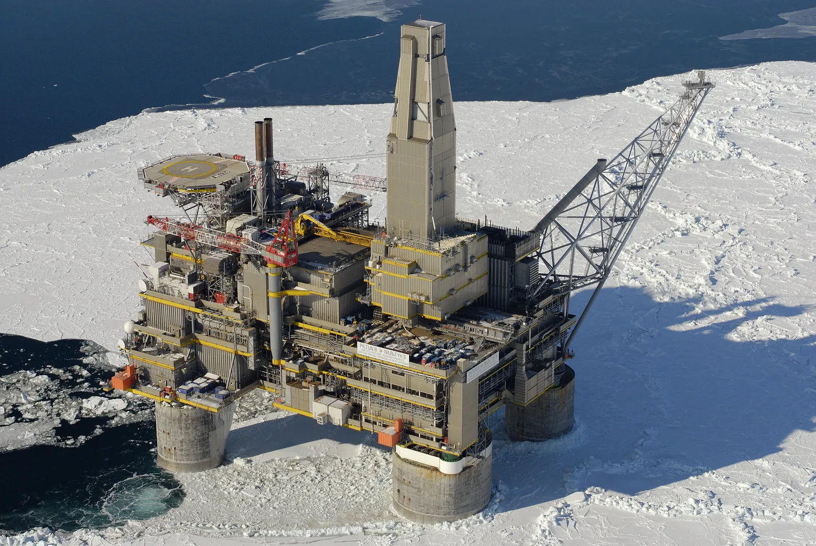 США продлили исключение из санкций для российского энергопроекта «Сахалин-2»