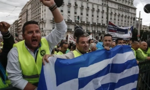 W Grecji rozpoczął się masowy strajk przeciwko reformom pracy