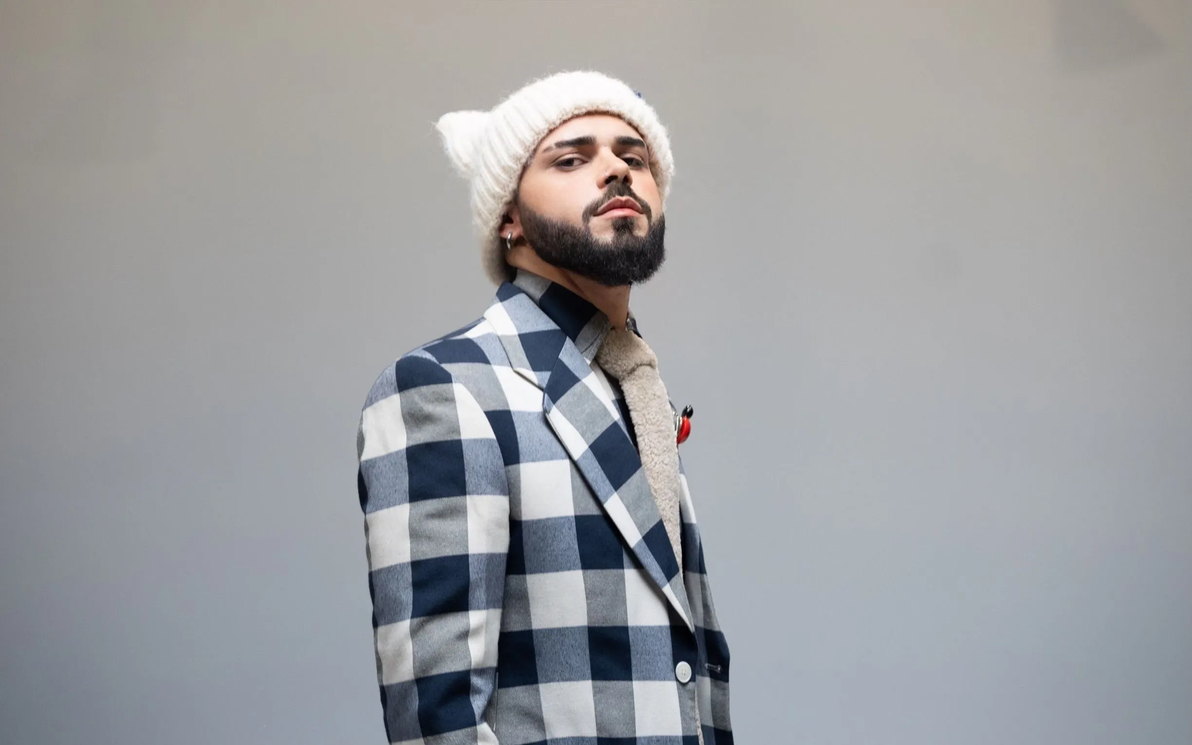 Греческий TikTok-певец Akylas выходит на сцену «Евровидения»