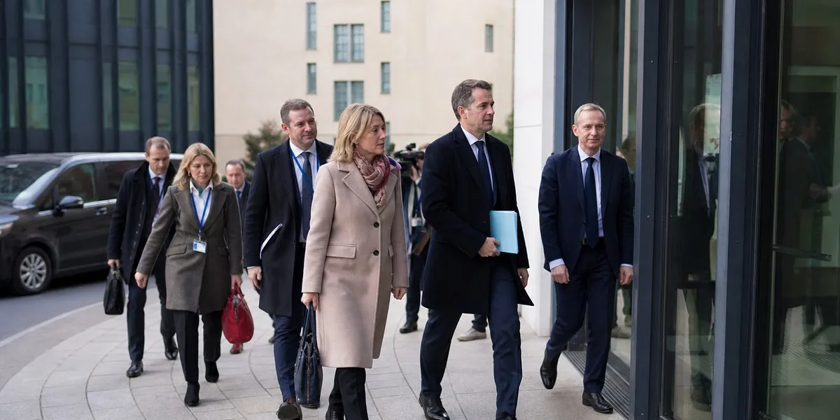 Grecja zaproponowała UE zawieszanie rozpatrywania wniosków o azyl w kryzysach — Cyprus Mail