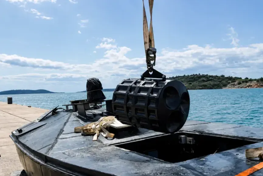 Греція заявила про «українське походження» морського дрона біля Лефкади