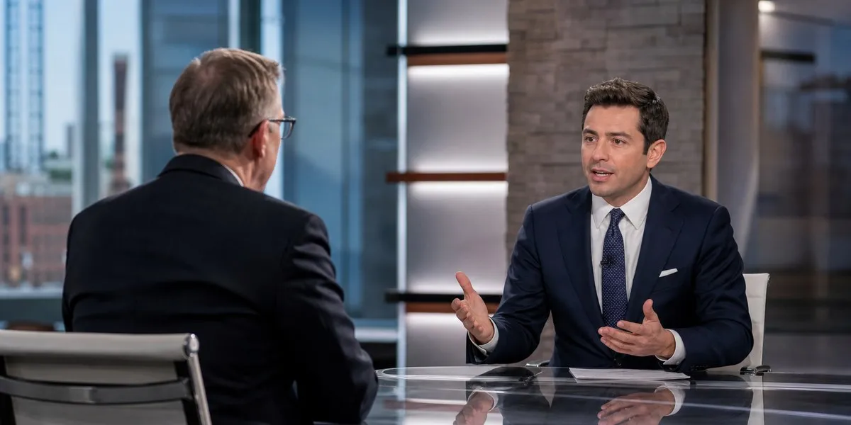 Хассетт связал инфляцию со стимулами Байдена — CNBC