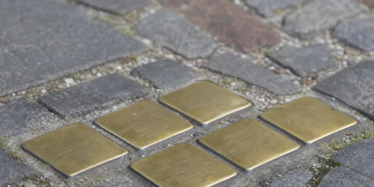 Germany’s Heidenau rejects new Stolpersteine on streets — Jerusalem Post