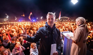 Кількість росіян, що підтримують продовження війни, впала до 25%