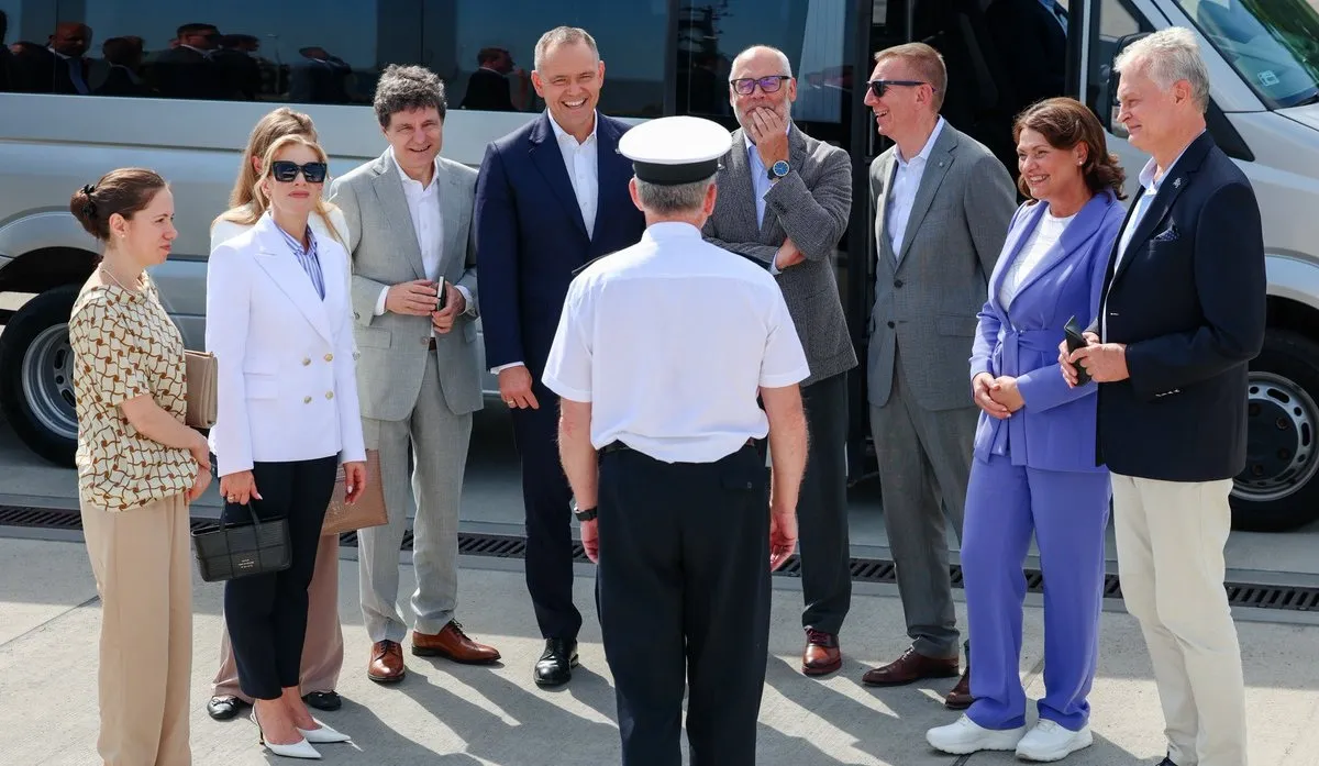 Навроцький зустрівся з лідерами Румунії й країн Балтії