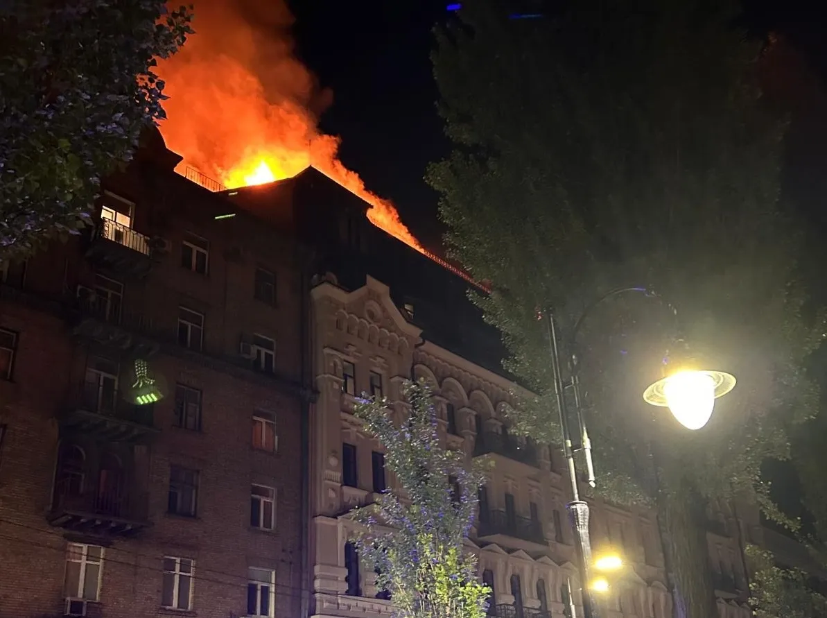 В атакованому росією готелі в Києві перебували співробітники Європарламенту