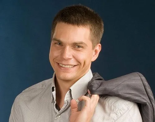 Журналісти просять компетентні органи перевірити фінансову діяльність людини Курченка — Гольдського