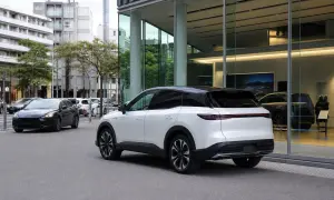 Lucid wycofuje ponad 27 tys. elektrycznych sedanów Air z powodu ryzyka przegrzania — Motor1