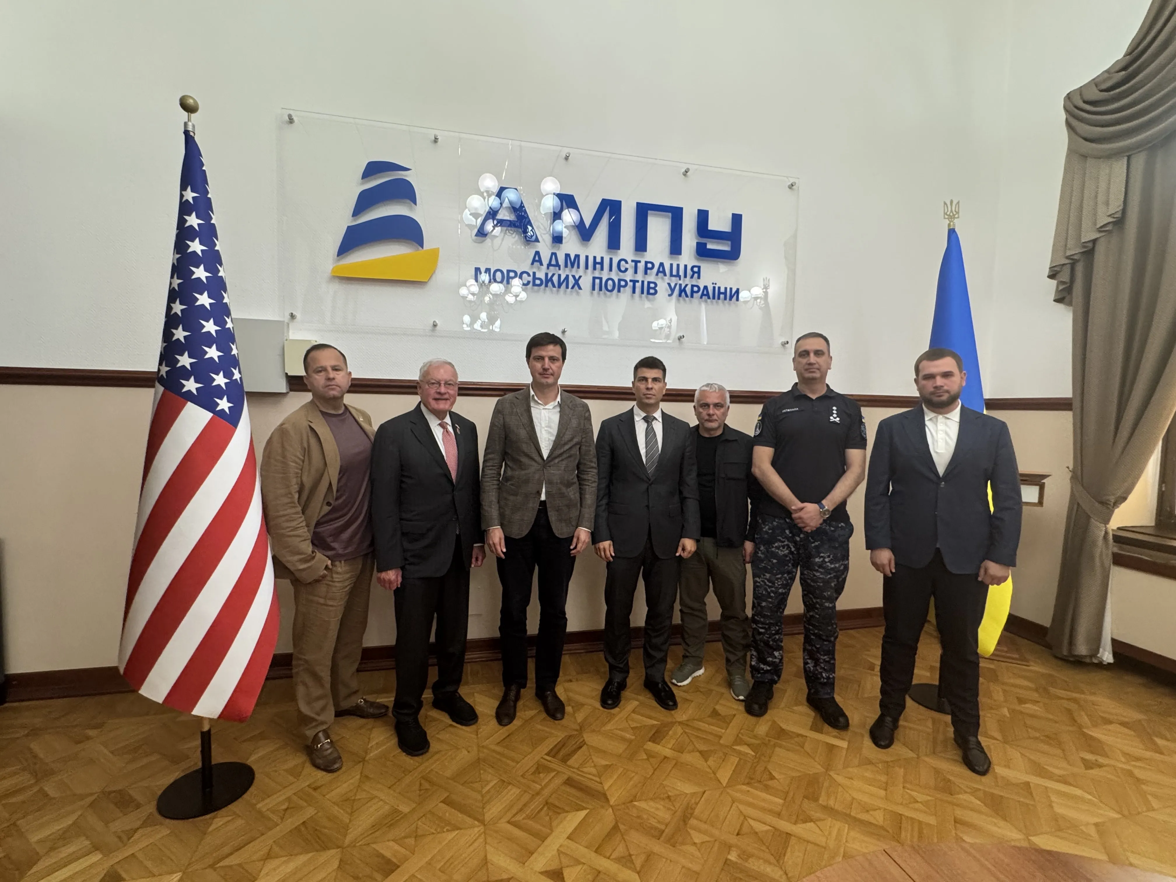 Келлог в Одессе заявил о новой тактике РФ против украинских портов