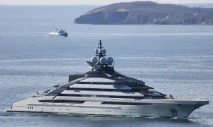 Королівська родина Британії опублікувала нове фото принца Луї