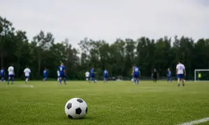 УЄФА та КОНКАКАФ просять FIFA виділити $2,1 млрд — France 24