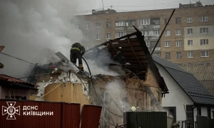 Ворог вдарив КАБами по Запорізькому району, є руйнування та поранені