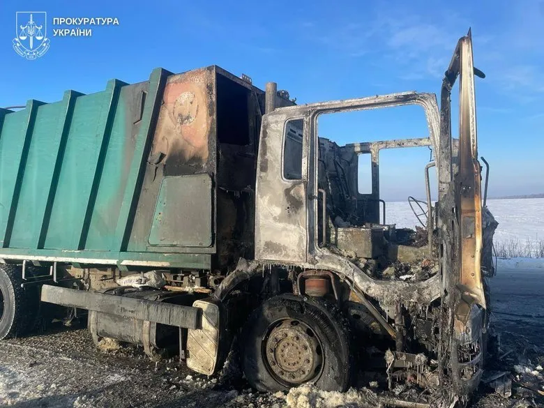 На Сумщині троє комунальників дістали поранення через атаку російського безпілотника