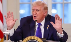 Іран пообіцяв США «незабутній урок» у разі нападу під час протестів