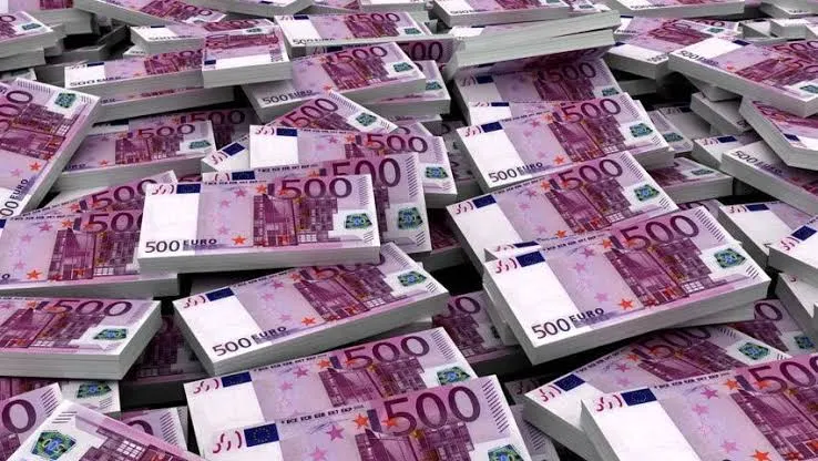 قد تخسر أوكرانيا 18 مليار يورو من الاتحاد الأوروبي بسبب فشل استراتيجية مكافحة الفساد