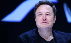 Фото, відео: на житловий квартал у Стамбулі впав військовий гелікоптер