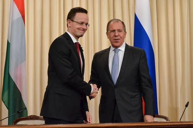 Петер Сійярто провів зустріч з главою МЗС рф на конференції в Мінську Петер Сійярто провів зустріч з главою МЗС рф на конференції в Мінську