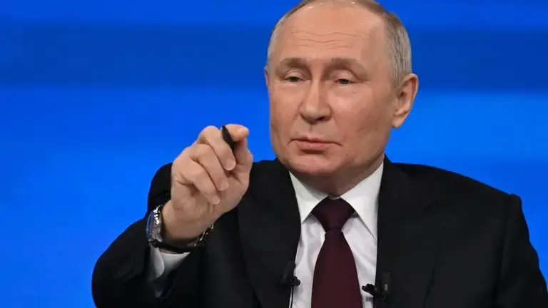 Путин обвинил Украину в срыве мирных переговоров