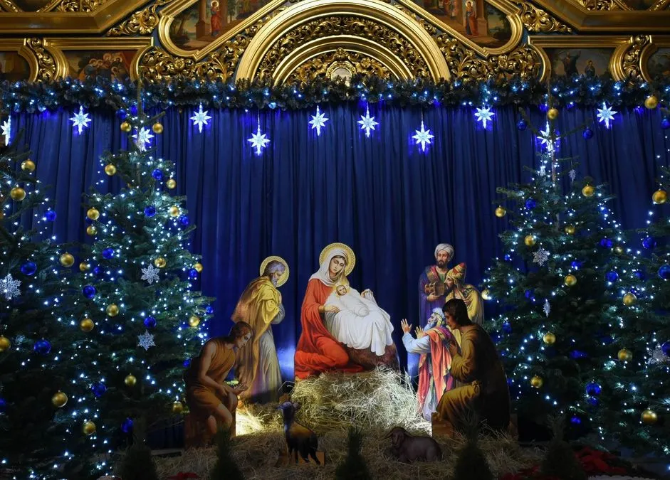 Де і коли дивитися різдвяні богослужіння онлайн у 2025 році