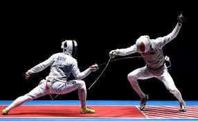 Російських юніорів у фехтуванні допустили до турнірів під національним прапором