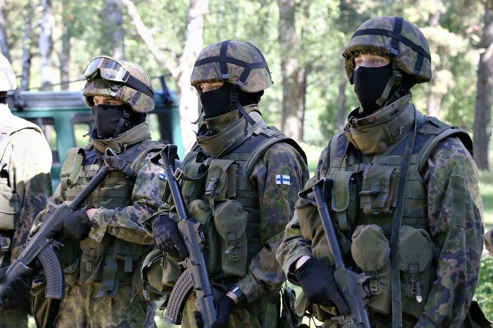 Фінляндія посилює оборону через розбудову військових баз рф біля кордонів