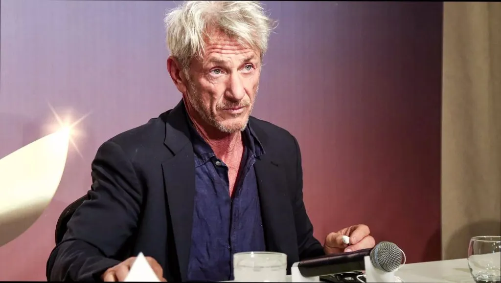 Шон Пенн згадав імена бійців 157-ї ОМБр, які утримують позиції понад 100 днів