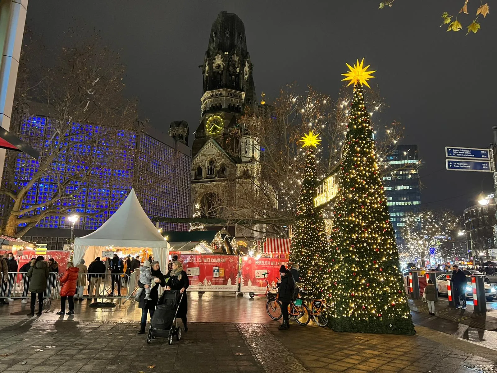 У Німеччині розслідують інцидент з неонацистською музикою на різдвяному ярмарку