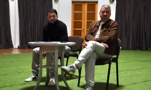 Рідкісну чернетку Боба Ділана знайшли в книзі поета