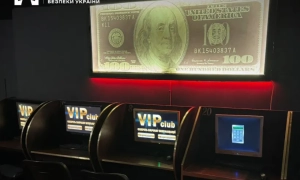 Відео: агресор завдав удари по аеродрому у Гостомелі