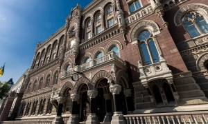 Нафта дорожчає через перебої постачання з Казахстану та Лівії