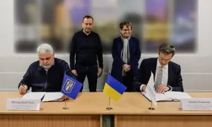 У центрі Києва ММА-спортсмен побив перехожого на Хрещатику до непритомності, його затримали