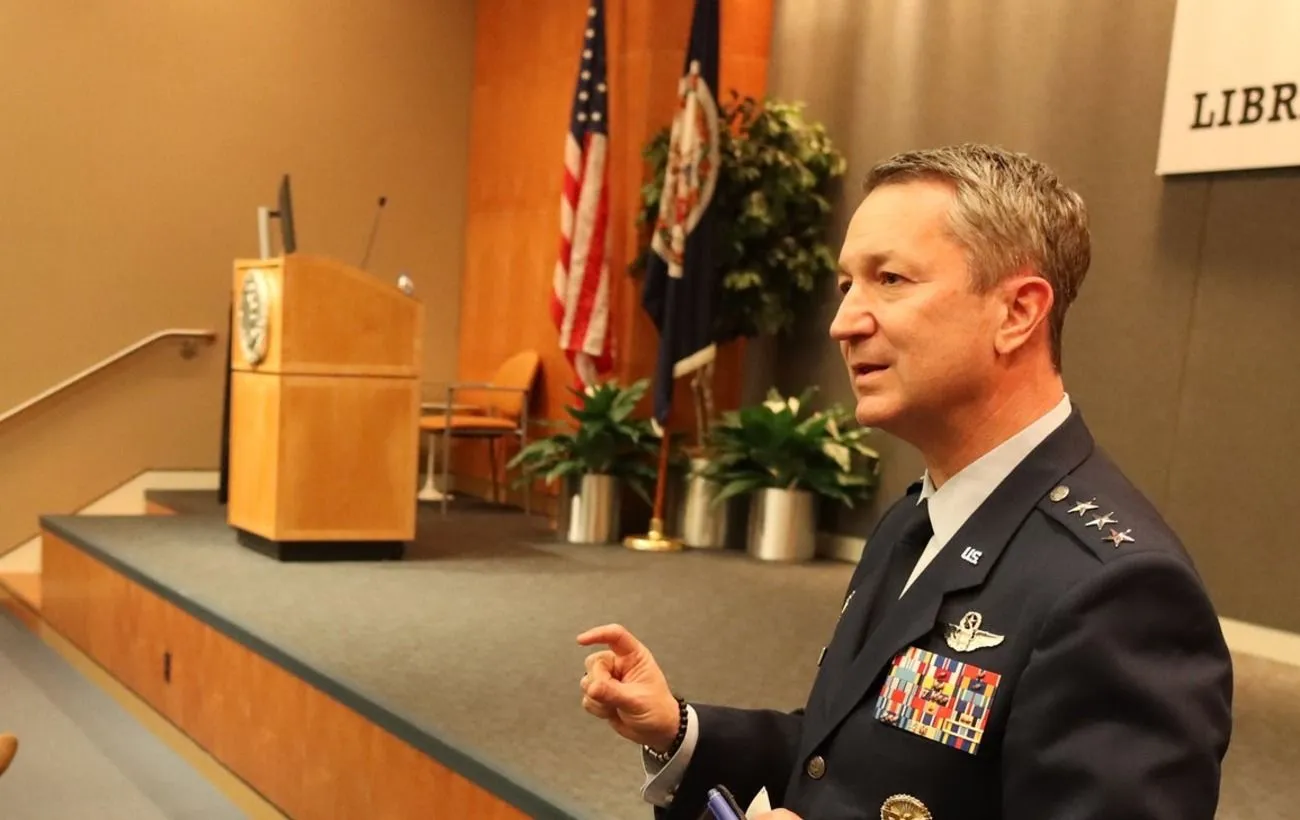 Топгенерал США визнав, що рф допомагає Ірану у війні — The Guardian