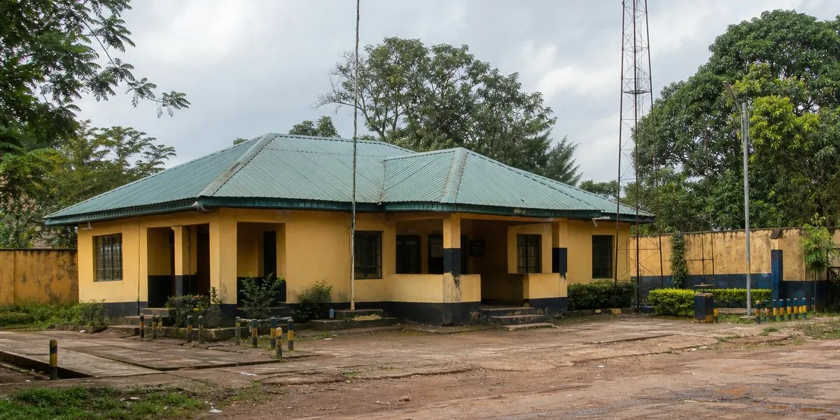 W Imo zatrzymano dwóch podejrzanych o atak na posterunek — Premium Times Nigeria