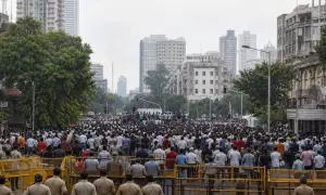 巴基斯坦一所学校屋顶坍塌，至少17名学生死亡——Dawn