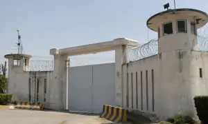 Открытые каналы связи США с кремлем помогают предотвратить эскалацию — глава Пентагона