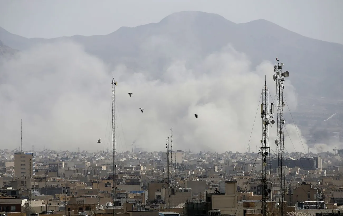 Іран міг використовувати китайський супутник для атак по базам США, — Financial Times