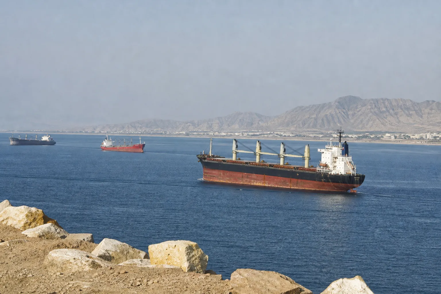 Iran tymczasowo zawiesił 10-procentową opłatę dla zagranicznych statków
